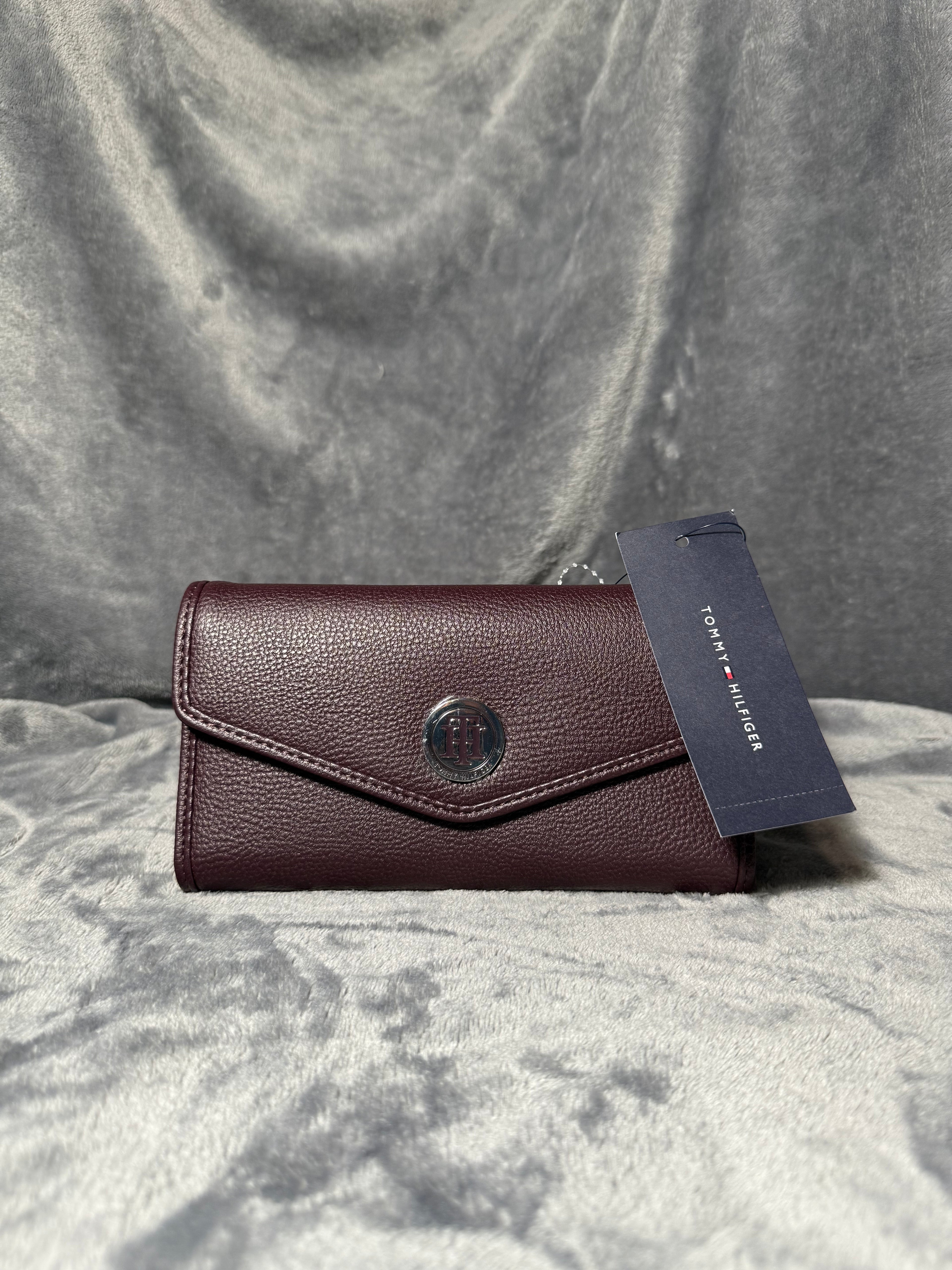 Tommy Hilfiger Long Wallet