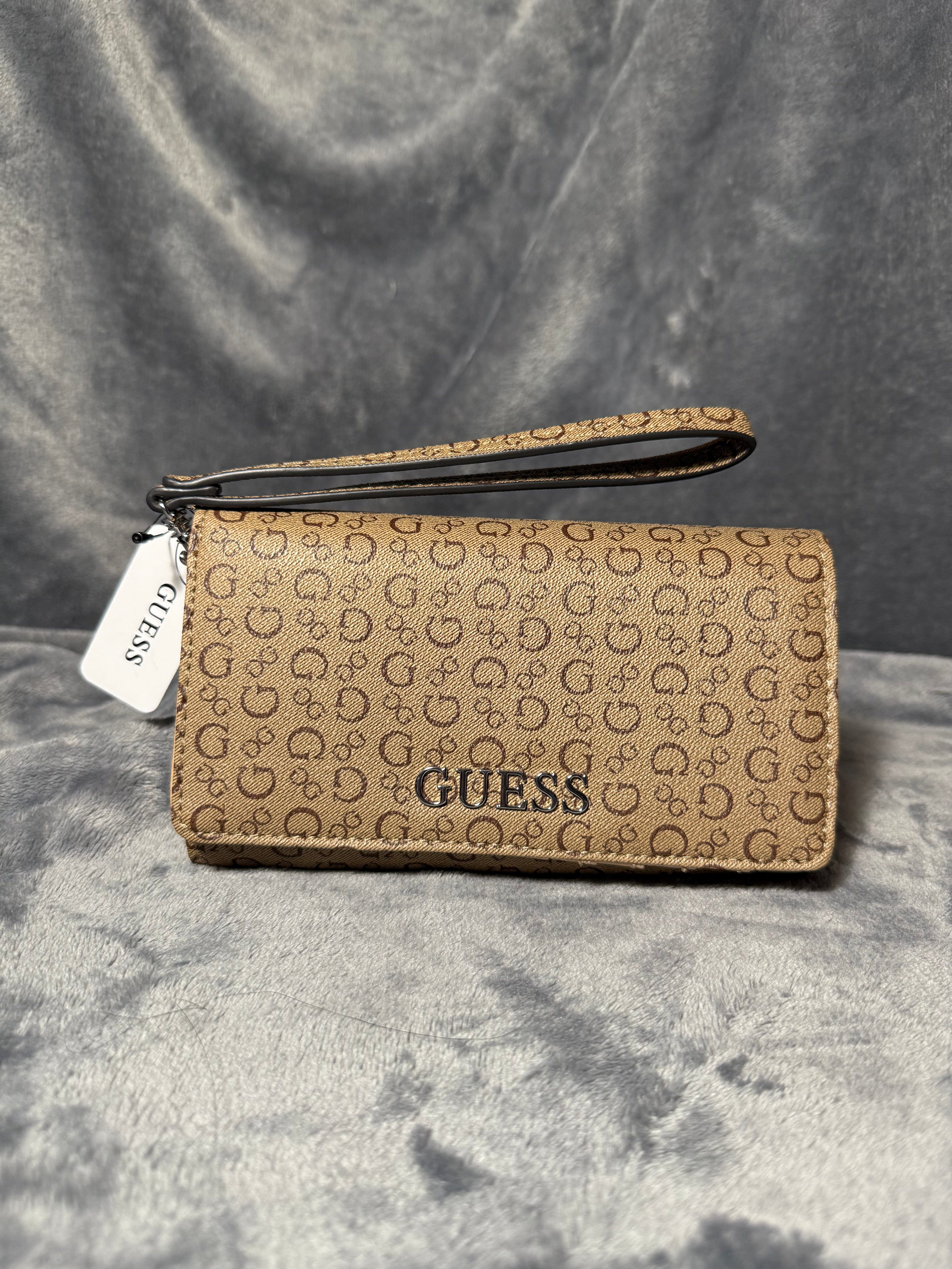 Guess Long Wallet
